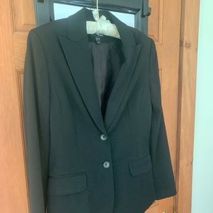 H&M Women’s Black Blazer: 6